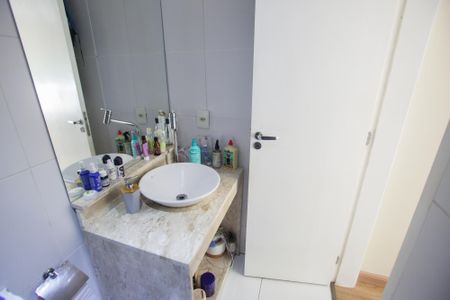 Apartamento à venda com 60m², 2 quartos e 1 vagaBanheiro da Suíte