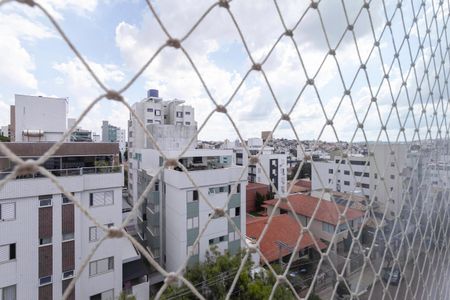 Vista da sala de apartamento à venda com 4 quartos, 120m² em Castelo, Belo Horizonte