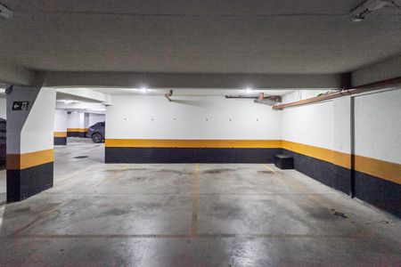 Apartamento à venda com 120m², 4 quartos e 2 vagas Apartamento à venda com 120m², 4 quartos e 2 vagasGaragem