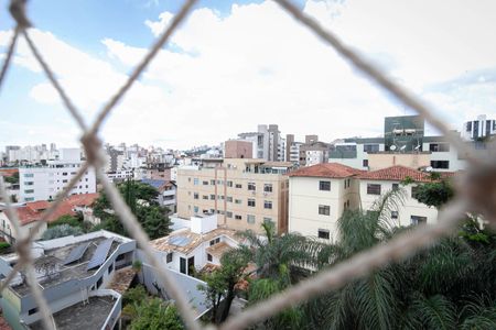 Apartamento à venda com 120m², 4 quartos e 2 vagas Apartamento à venda com 120m², 4 quartos e 2 vagasQuarto 2 - Vista