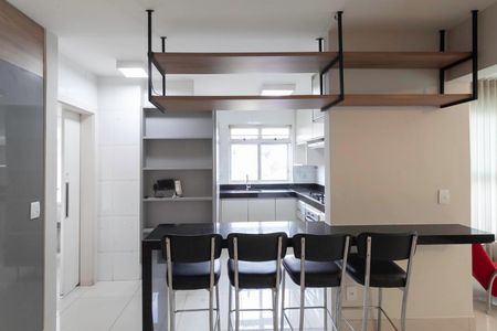 Apartamento à venda com 120m², 4 quartos e 2 vagas Apartamento à venda com 120m², 4 quartos e 2 vagasCozinha