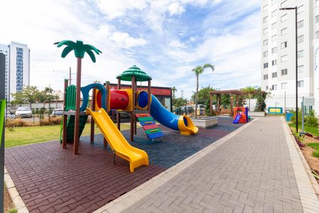 Apartamento à venda com 35m², 2 quartos e sem vagaÁrea comum - Playground