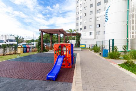 Apartamento à venda com 35m², 2 quartos e sem vagaÁrea comum - Playground