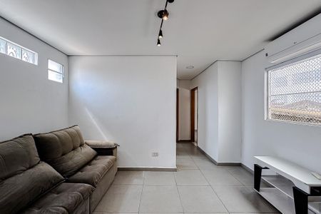 Casa para alugar com 50m², 2 quartos e sem vagaSala