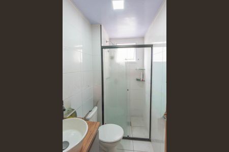 Banheiro de apartamento para alugar com 2 quartos, 47m² em Vila São Bernardo, Campinas