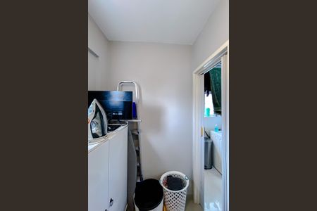 Apartamento à venda com 55m², 2 quartos e 1 vaga Apartamento à venda com 55m², 2 quartos e 1 vagaQuarto de Serviço