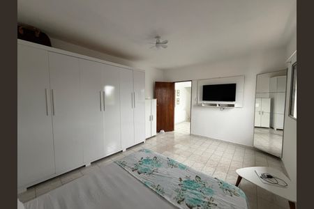 Casa à venda com 218m², 3 quartos e 3 vagasQuarto 1