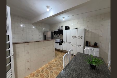 Casa à venda com 218m², 3 quartos e 3 vagasCopa