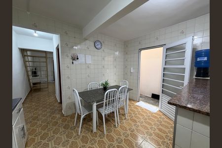 Casa à venda com 218m², 3 quartos e 3 vagasCopa