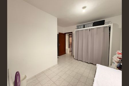 Casa à venda com 218m², 3 quartos e 3 vagasQuarto 3