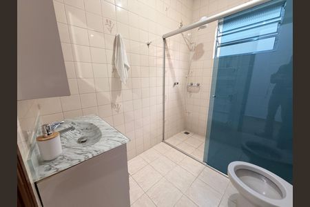 Casa à venda com 218m², 3 quartos e 3 vagasBanheiro Social 2