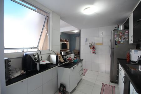 Casa de condomínio à venda com 100m², 3 quartos e 1 vagaCozinha