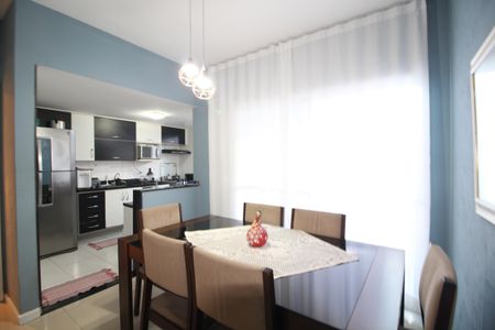 Sala de casa de condomínio à venda com 3 quartos, 100m² em Taquara, Rio de Janeiro