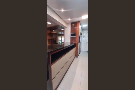 Apartamento para alugar com 117m², 3 quartos e 2 vagasCozinha