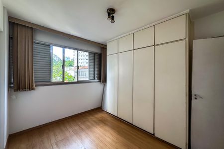 Apartamento para alugar com 65m², 2 quartos e 1 vagaQuarto 1