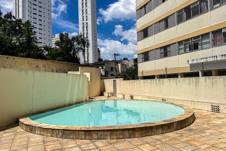 Apartamento para alugar com 65m², 2 quartos e 1 vagaPiscina