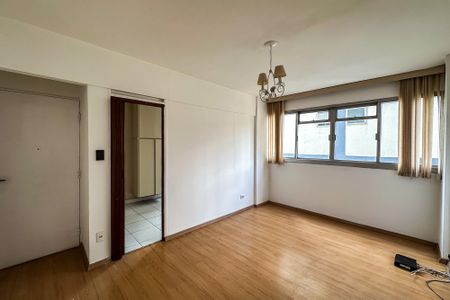 Apartamento para alugar com 65m², 2 quartos e 1 vagaSala