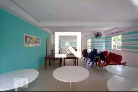 Apartamento para alugar com 65m², 2 quartos e 1 vagaÁrea comum - Salão de festas