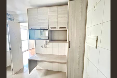 Apartamento para alugar com 65m², 2 quartos e 1 vagaCozinha