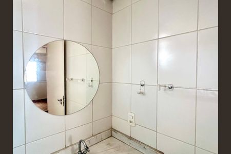 Apartamento para alugar com 65m², 2 quartos e 1 vagaBanheiro da Suíte