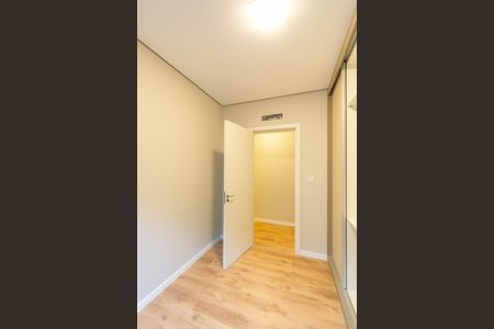 Casa à venda com 106m², 3 quartos e 2 vagas