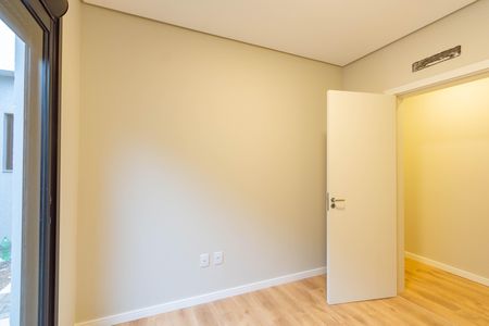 Casa à venda com 106m², 3 quartos e 2 vagas