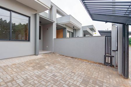 Casa à venda com 106m², 3 quartos e 2 vagas