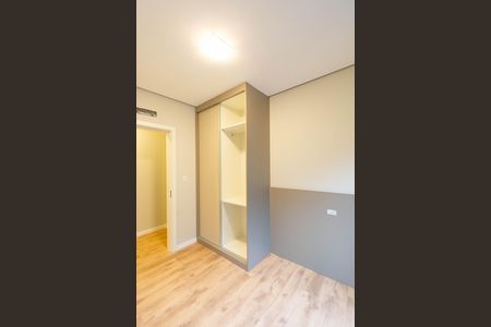 Casa à venda com 106m², 3 quartos e 2 vagas