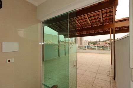 Apartamento à venda com 110m², 2 quartos e 1 vagaÁrea de Serviço