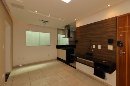 Sala de apartamento à venda com 2 quartos, 110m² em Jardim Progresso, Santo André