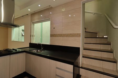 Apartamento à venda com 110m², 2 quartos e 1 vagaCozinha