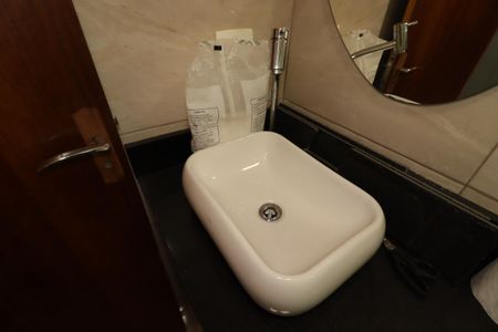 Apartamento à venda com 110m², 2 quartos e 1 vagaBanheiro da Suíte - Pia