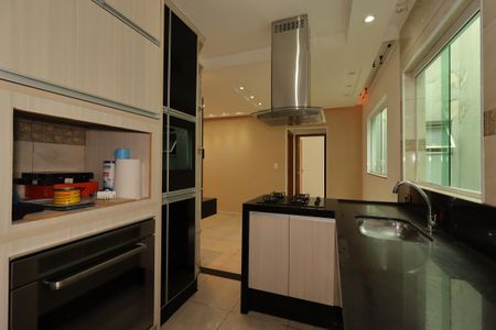 Apartamento à venda com 110m², 2 quartos e 1 vagaCozinha