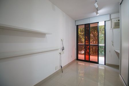 Apartamento à venda com 118m², 4 quartos e 2 vagas Apartamento à venda com 118m², 4 quartos e 2 vagasQuarto 3