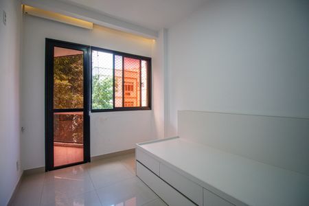 Apartamento à venda com 118m², 4 quartos e 2 vagas Apartamento à venda com 118m², 4 quartos e 2 vagasQuarto 2
