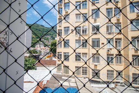 Apartamento à venda com 118m², 4 quartos e 2 vagas Apartamento à venda com 118m², 4 quartos e 2 vagasÁrea de Serviço Vista