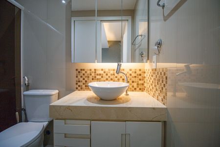 Apartamento à venda com 118m², 4 quartos e 2 vagas Apartamento à venda com 118m², 4 quartos e 2 vagasBanheiro Suite