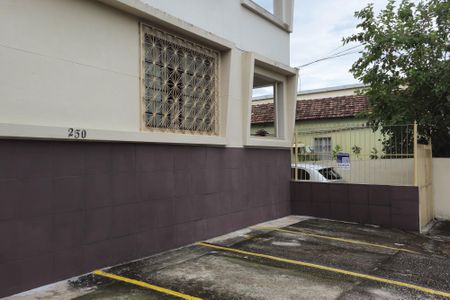 Apartamento para alugar com 78m², 2 quartos e sem vagaFachada