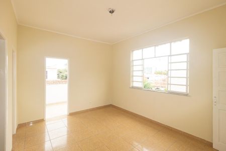 Apartamento para alugar com 78m², 2 quartos e sem vagaSala