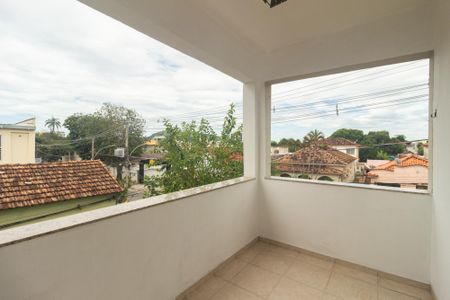 Apartamento para alugar com 78m², 2 quartos e sem vagaVaranda