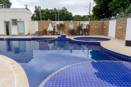 Apartamento para alugar com 55m², 2 quartos e 1 vaga Apartamento para alugar com 55m², 2 quartos e 1 vagaÁrea comum - Piscina