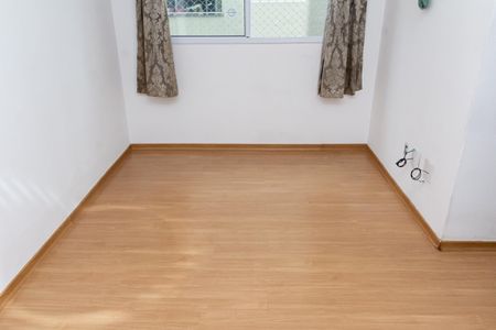 Sala de apartamento para alugar com 2 quartos, 55m² em Inhoaíba, Rio de Janeiro