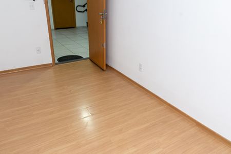 Sala de apartamento para alugar com 2 quartos, 55m² em Inhoaíba, Rio de Janeiro