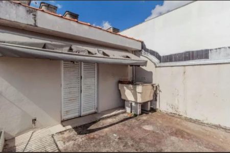 Casa à venda com 131m², 4 quartos e 2 vagas