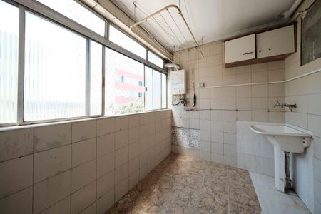Apartamento à venda com 64m², 3 quartos e 1 vagaCozinha e Área de Serviço