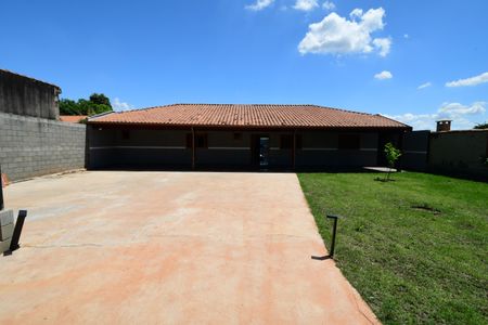 Casa para alugar com 1000m², 4 quartos e 10 vagasGaragem  / Jardim