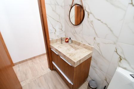 Casa para alugar com 1000m², 4 quartos e 10 vagasBanheiro Social