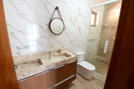 Casa para alugar com 1000m², 4 quartos e 10 vagasBanheiro Suíte