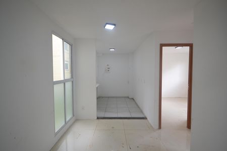 Sala de apartamento para alugar com 2 quartos, 38m² em Jardim Alvorada, Nova Iguaçu