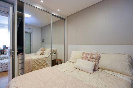 Apartamento à venda com 282m², 4 quartos e 4 vagasSuíte 2